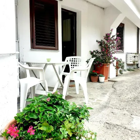 Le Terrazze Sul Pollino 3* 치비타