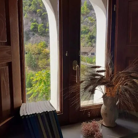 Le Terrazze Sul Pollino Bed and breakfast 3*