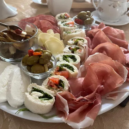 Le Terrazze Sul Pollino 3* 치비타