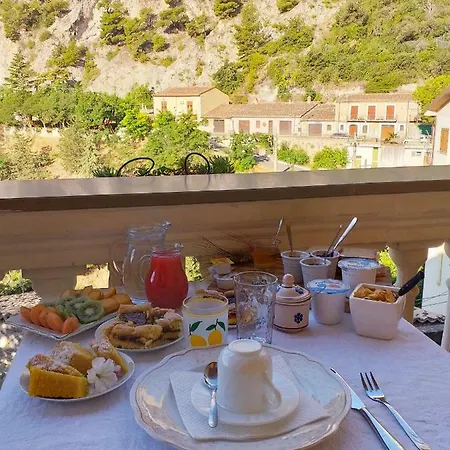 B&B Le Terrazze Sul Pollino 3*