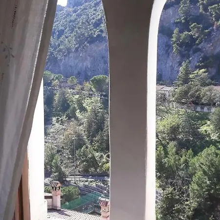 Le Terrazze Sul Pollino B&B 치비타