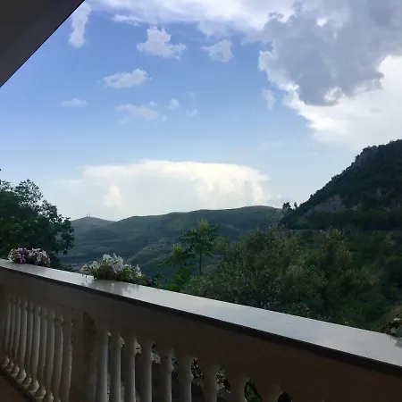 Le Terrazze Sul Pollino Bed & Breakfast